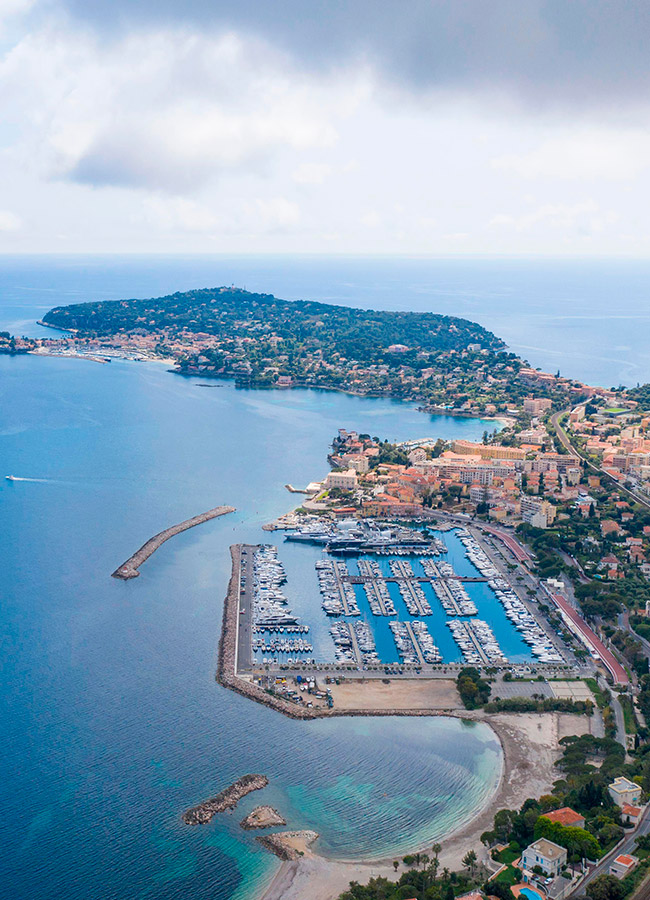 Vue vers Beaulieu-sur-Mer depuis la Grande Corniche